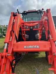 KUBOTA M7132S60