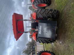 Kubota M7040SUHD